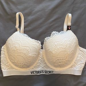 Victoria’s Secret bra